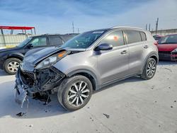 KIA Vehiculos salvage en venta: 2017 KIA Sportage ex