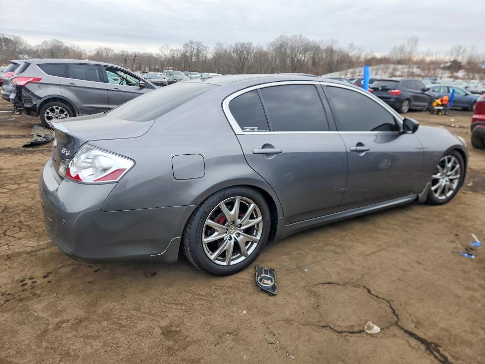 2012 Infiniti G37