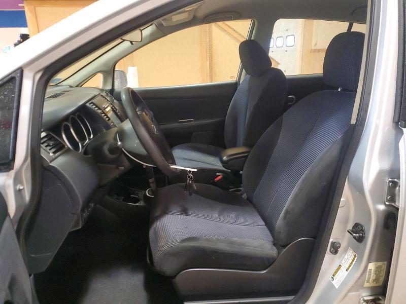 2010 Nissan Versa s