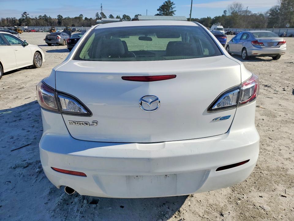 2012 Mazda 3 I