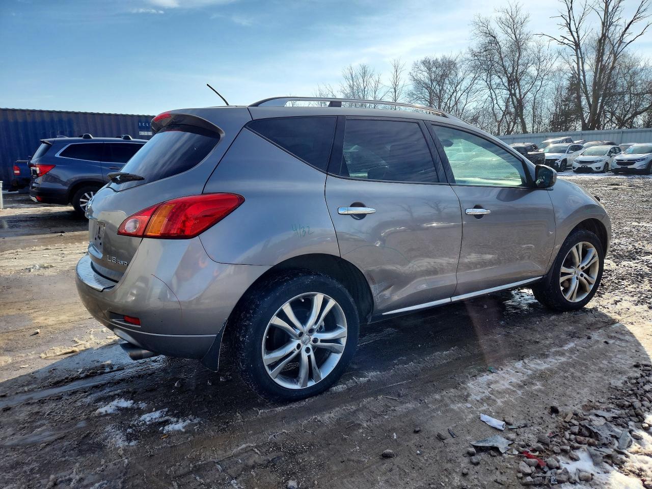 2010 Nissan Murano s