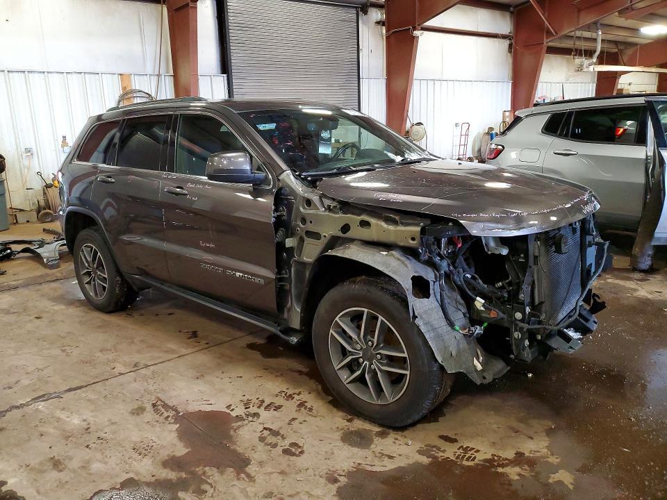 2020 Jeep Grand Cherokee Laredo