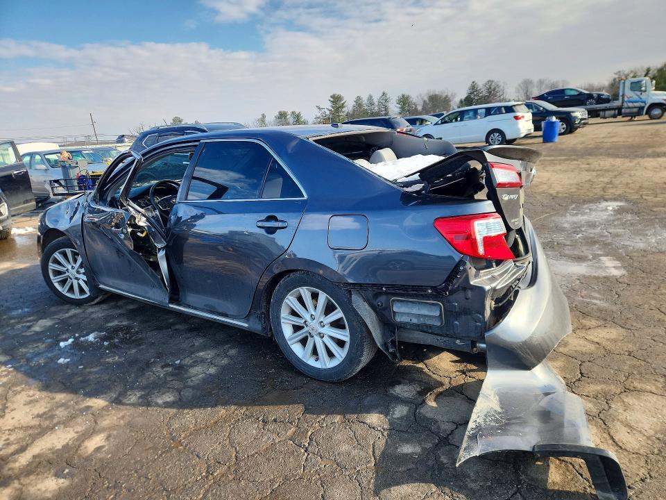 2012 Toyota Camry xle V6