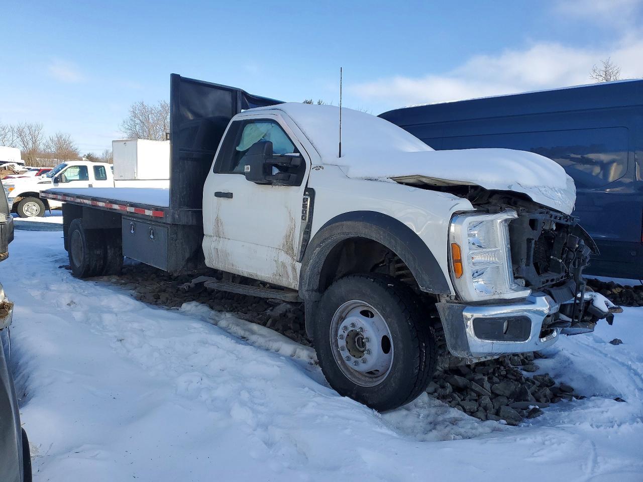 2024 Ford F600 Super Duty Flatbed Truck
