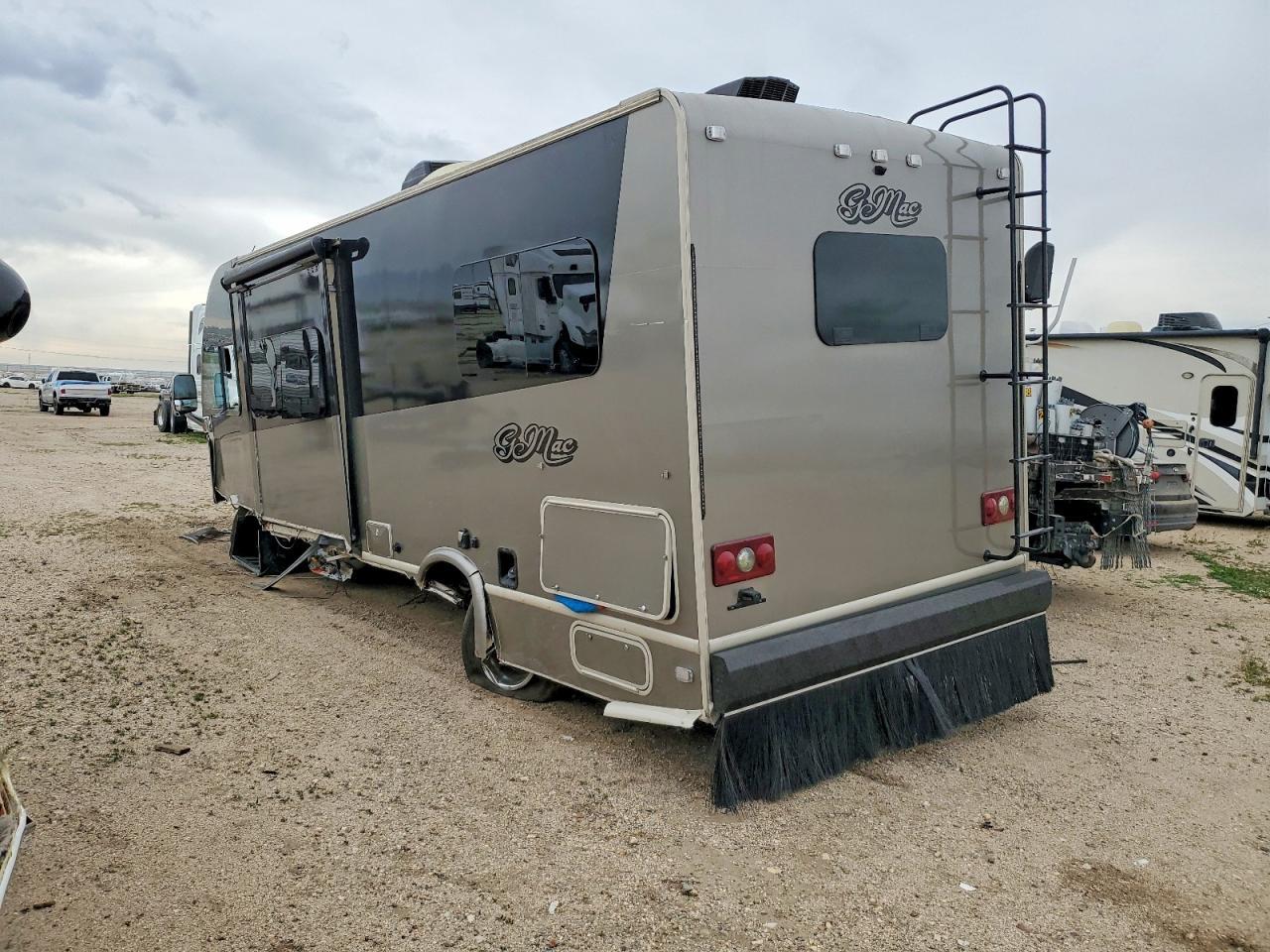 2017 Thor 2016 Ford E450 Gmac RV