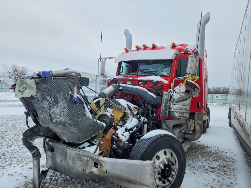 2018 Peterbilt 389 Semi Truck