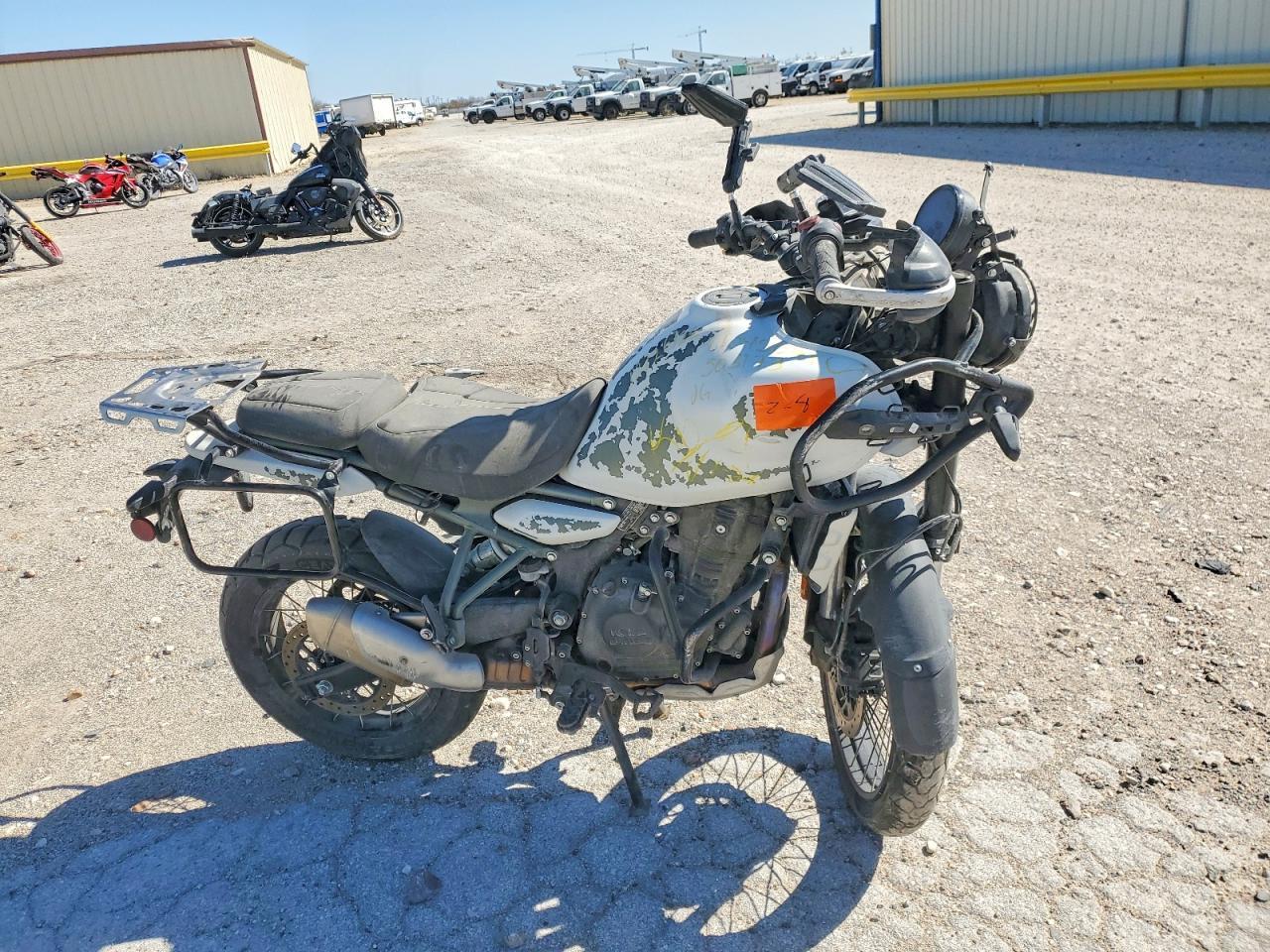 2025 Royal Enfield Himalayan 450