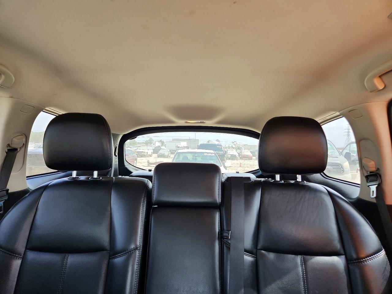 2017 Nissan Pathfinder sl