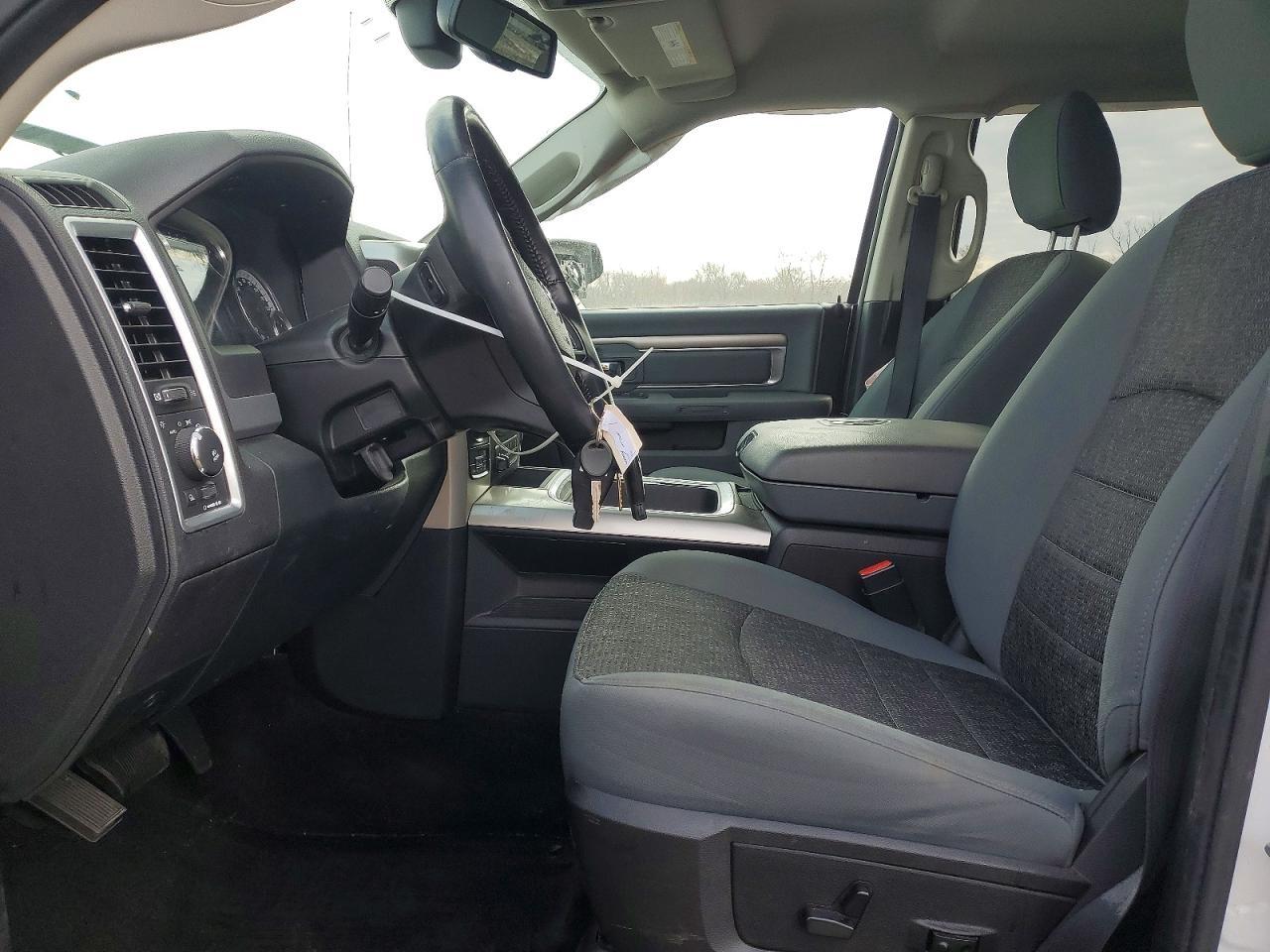 2016 Dodge RAM 1500 SLT