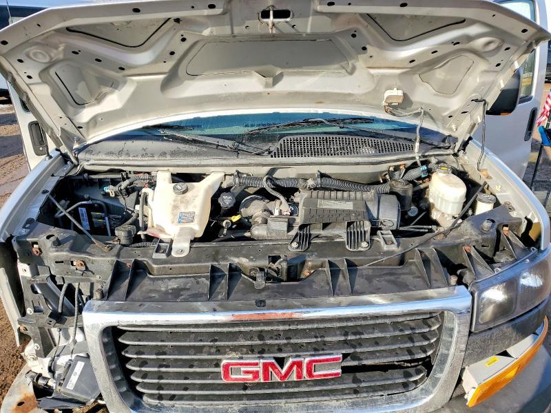 2010 GMC Savana G3500 LT
