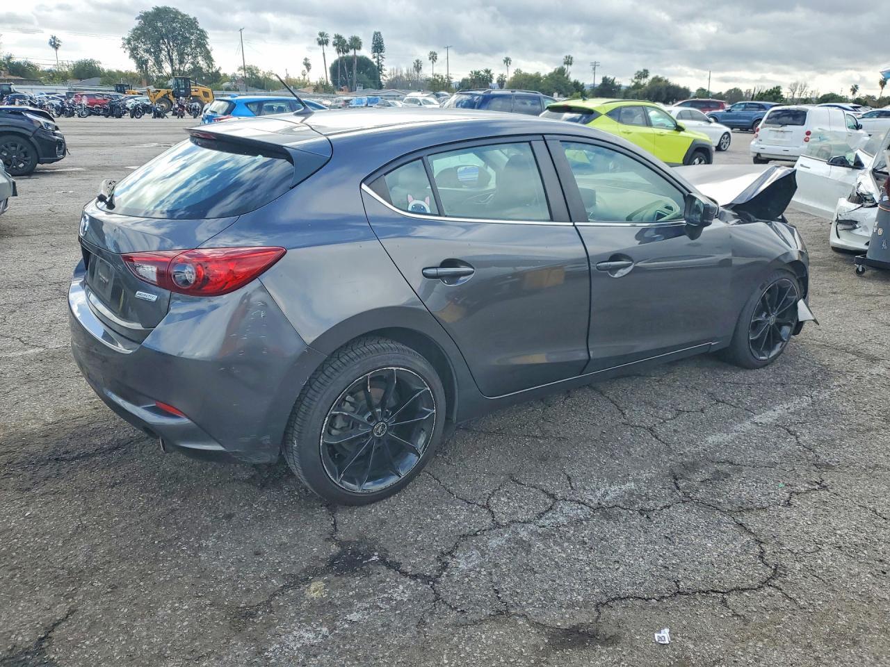 2018 Mazda 3 Touring