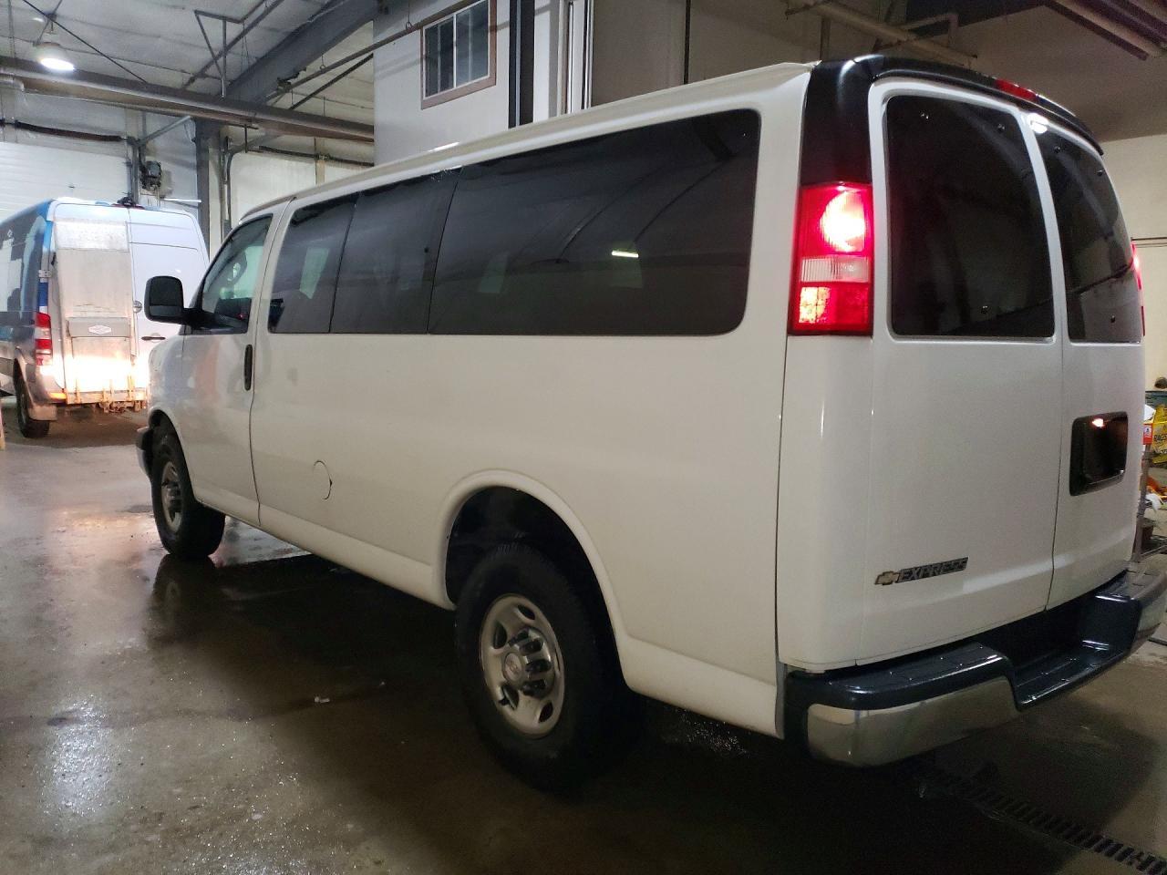 2018 Chevrolet Express G3500 LT