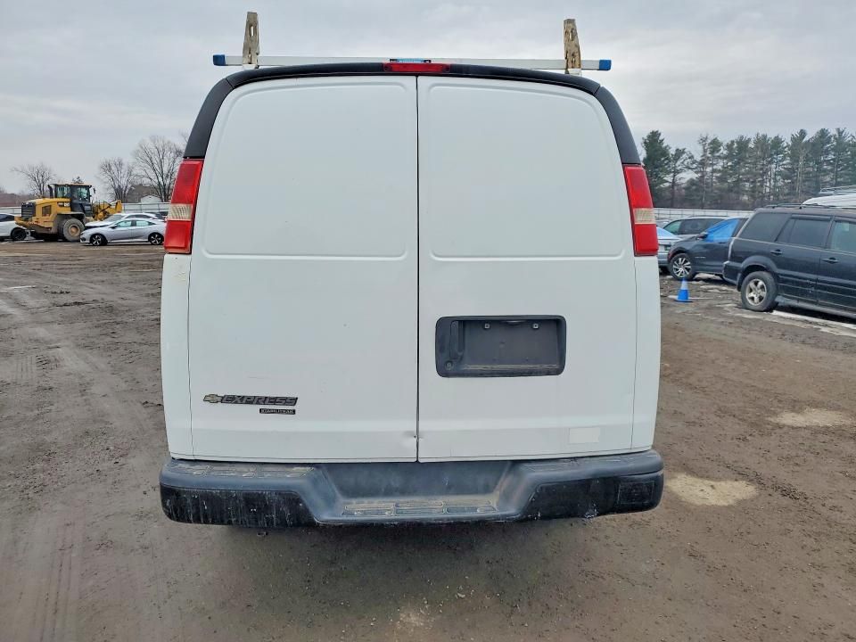 2014 Chevrolet Express 2500 Cargo Utility / Service van