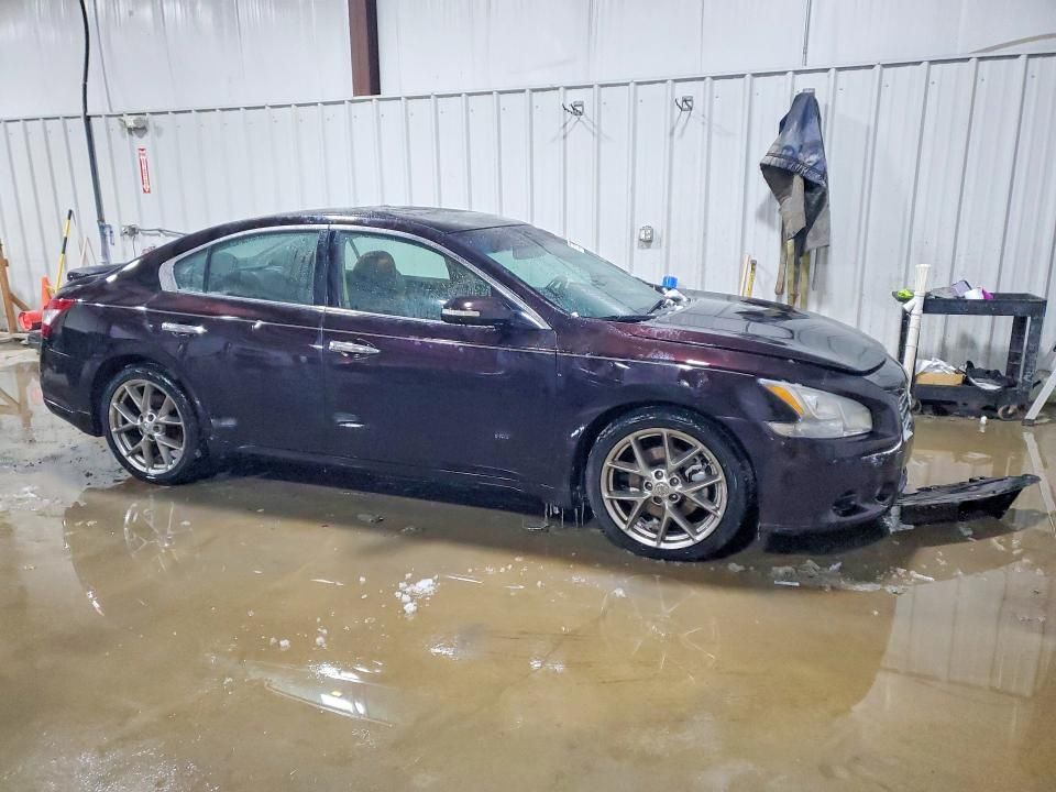 2010 Nissan Maxima s