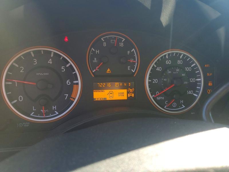 2011 Nissan Titan s