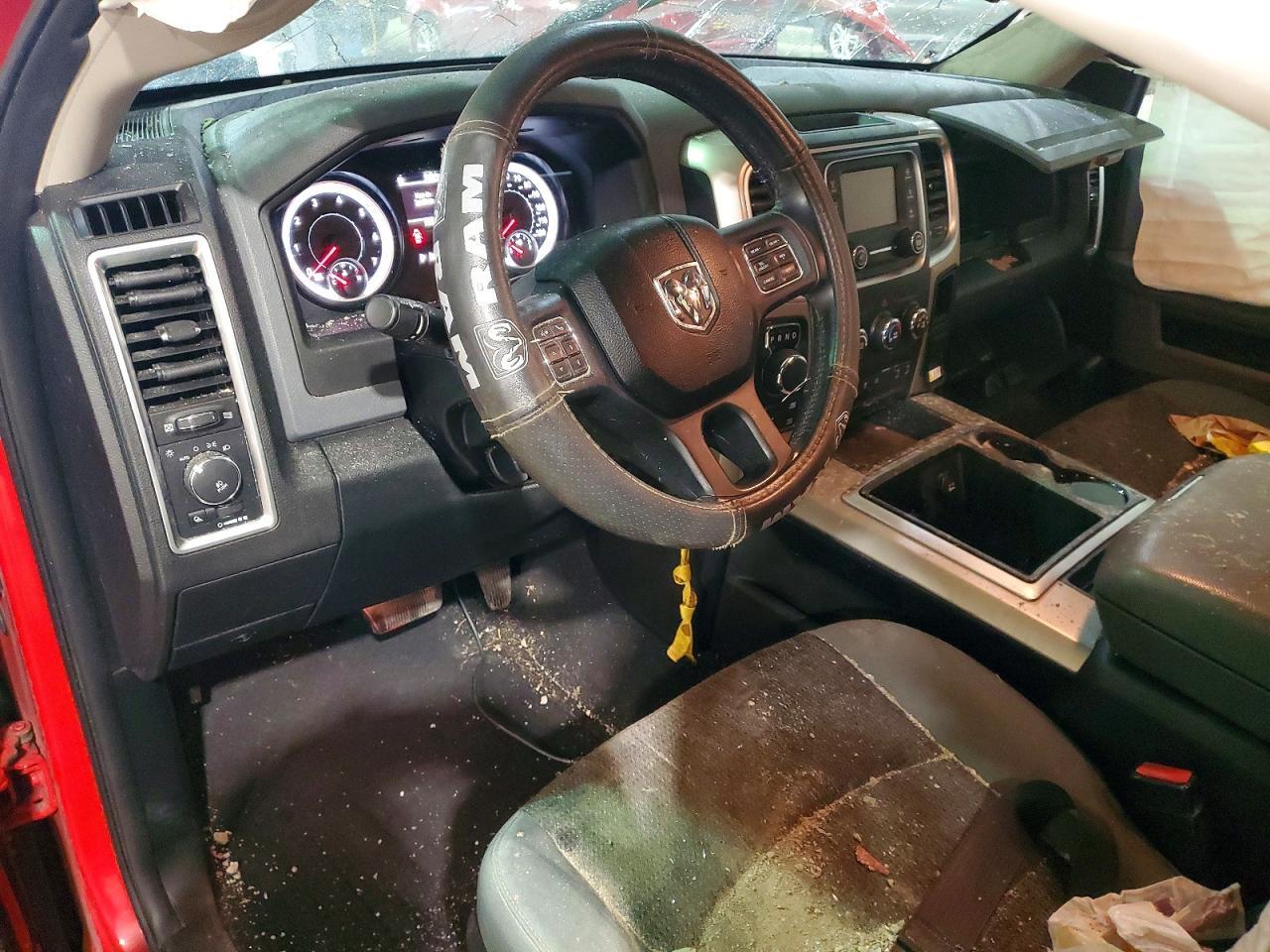 2014 Dodge RAM 1500 SLT
