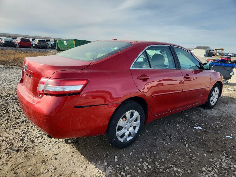2010 Toyota Camry le