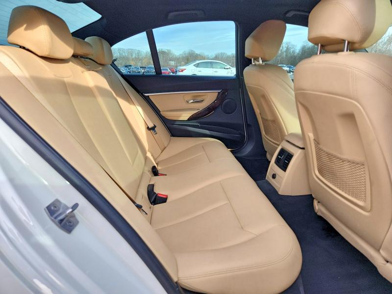 2018 BMW 330 xi