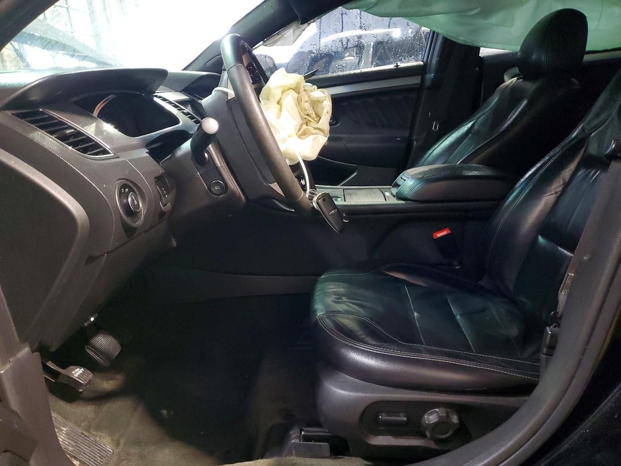 2016 Ford Taurus sel