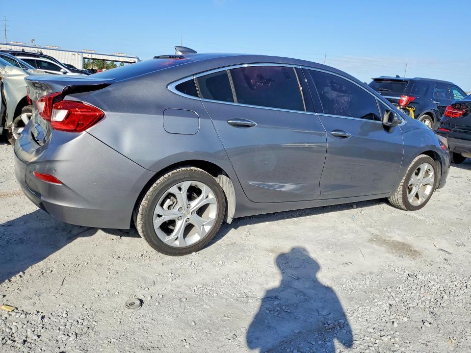2018 Chevrolet Cruze Premier