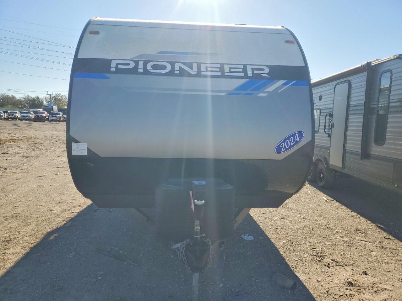 2024 Heartland Pioneer-Camper