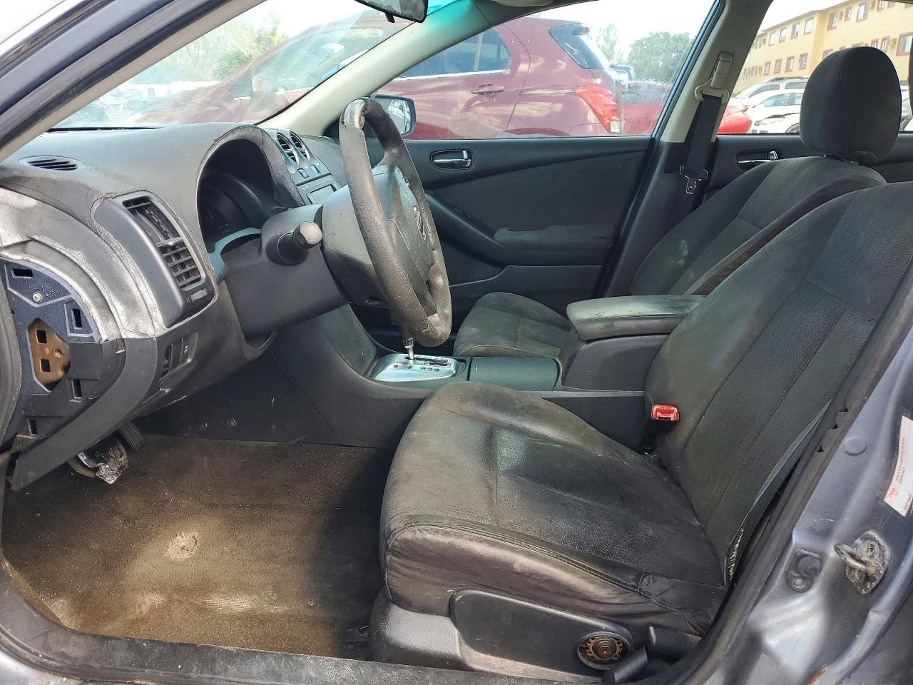 2010 Nissan Altima Base