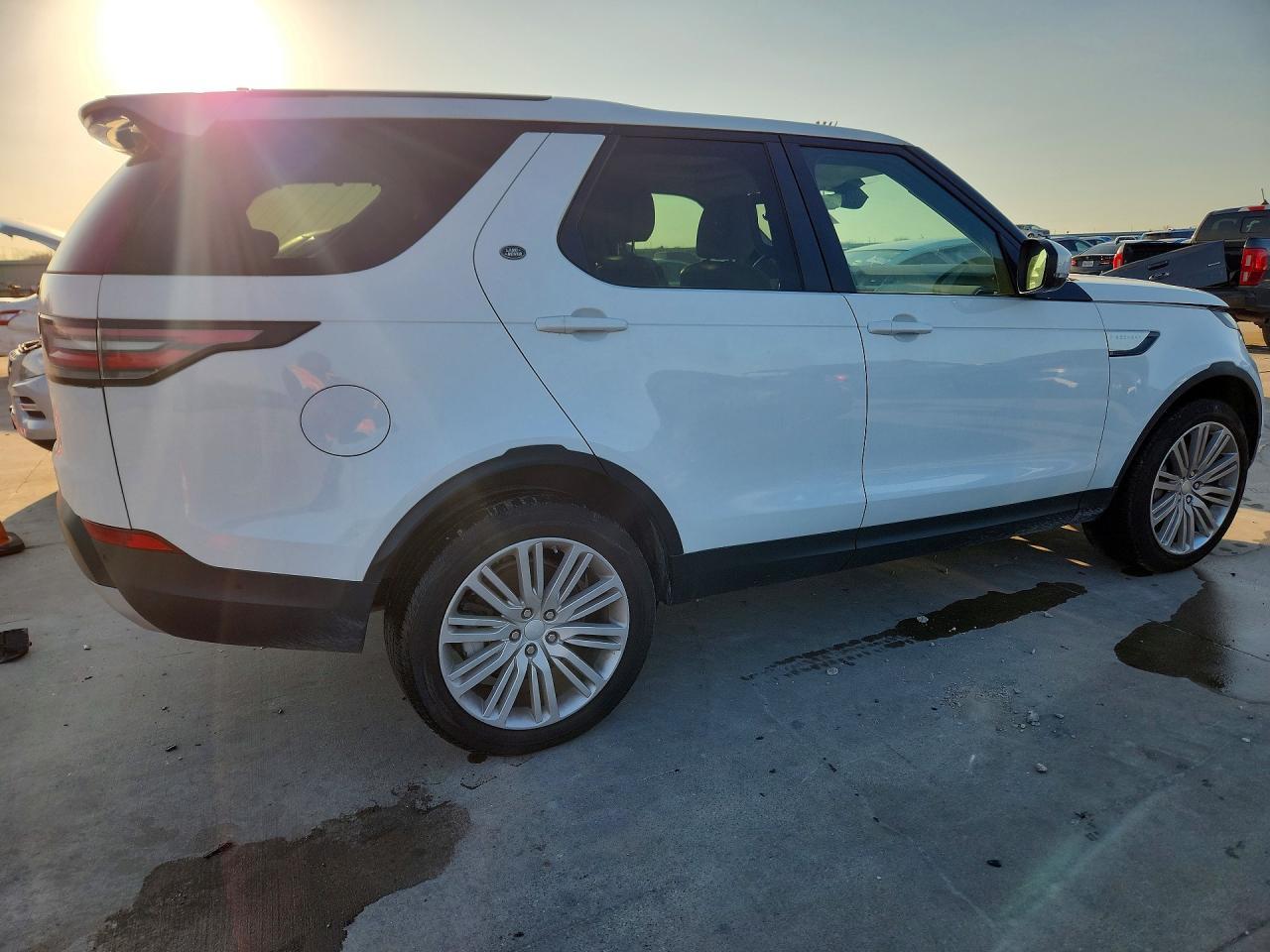 2018 Land Rover Discovery hse