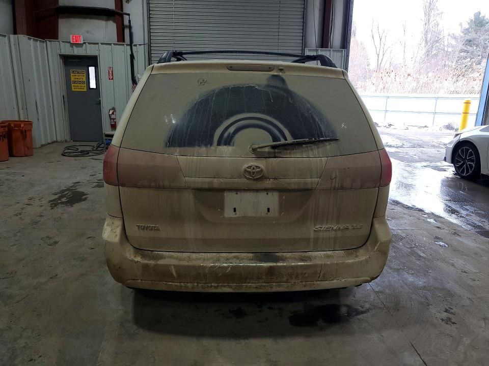 2010 Toyota Sienna xle