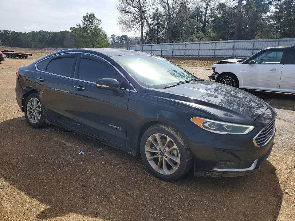 2019 Ford Fusion sel