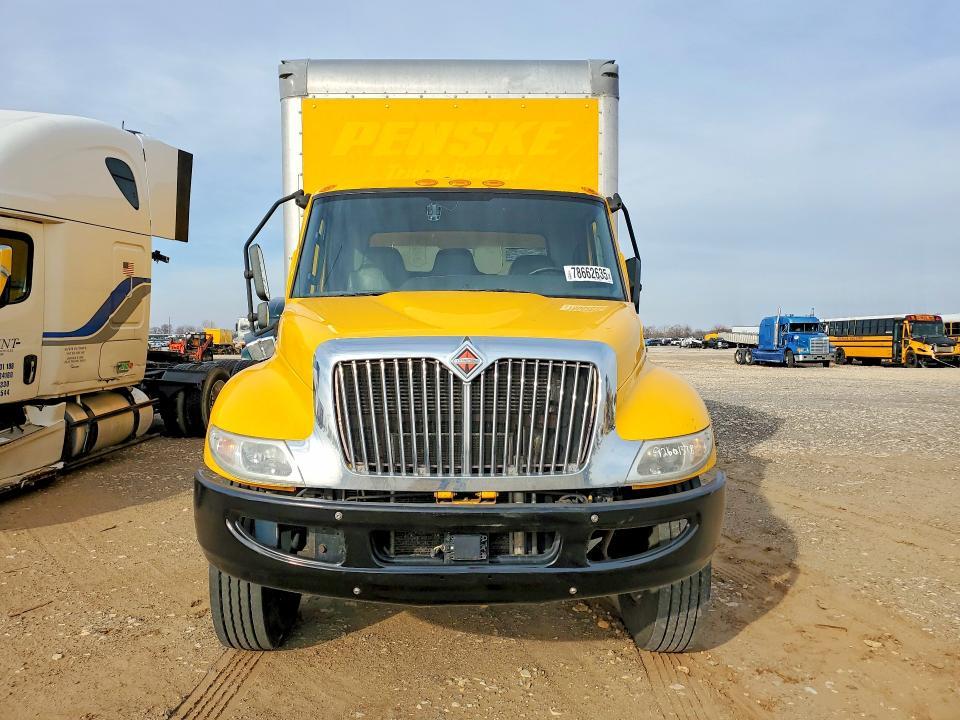 2021 International MV607 BOX Truck