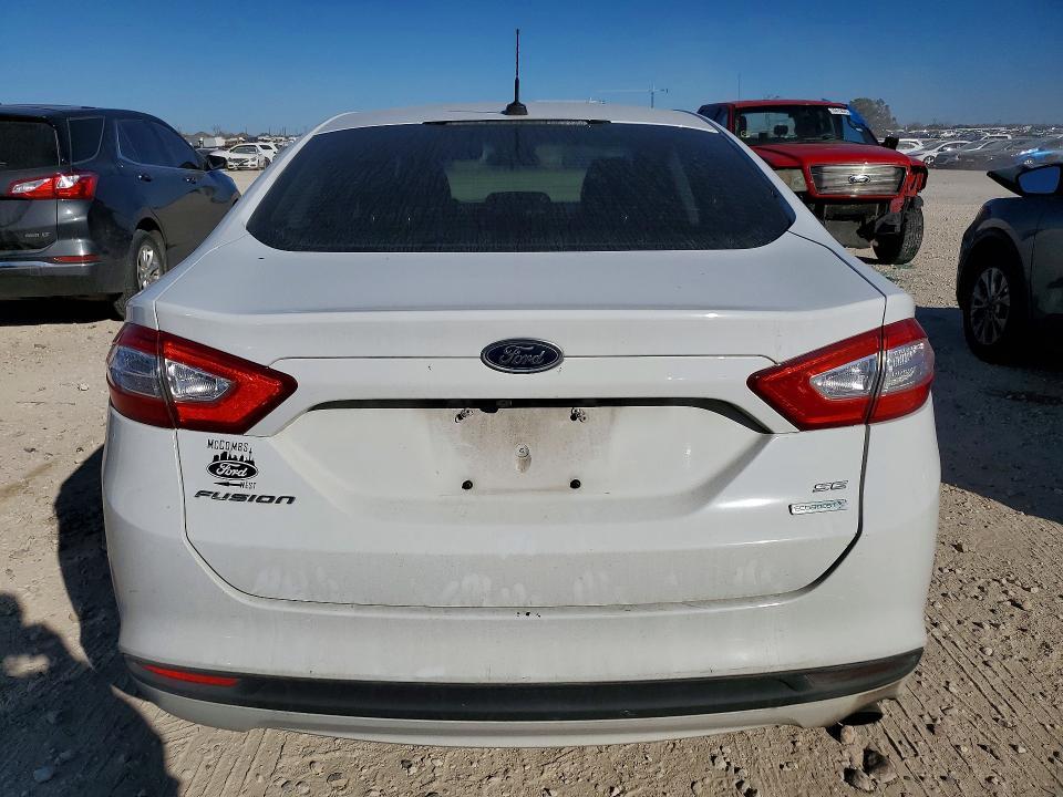 2015 Ford Fusion se