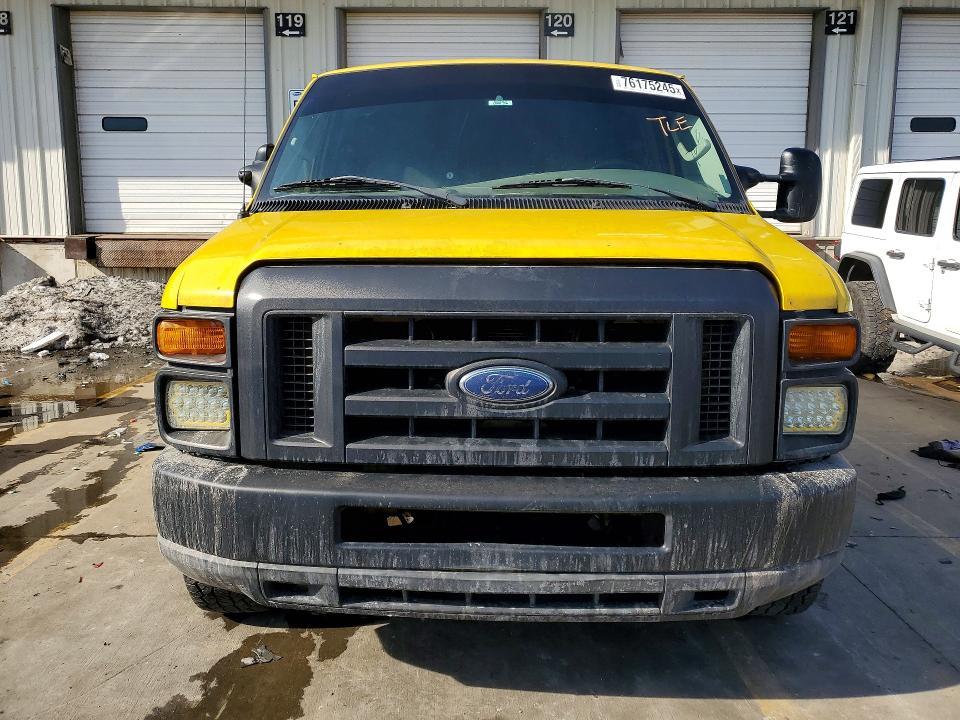 2008 Ford Econoline E250 van