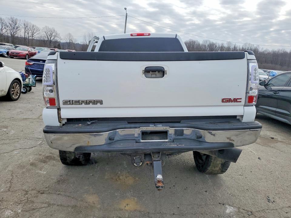 2005 GMC Sierra K2500 Heavy Duty