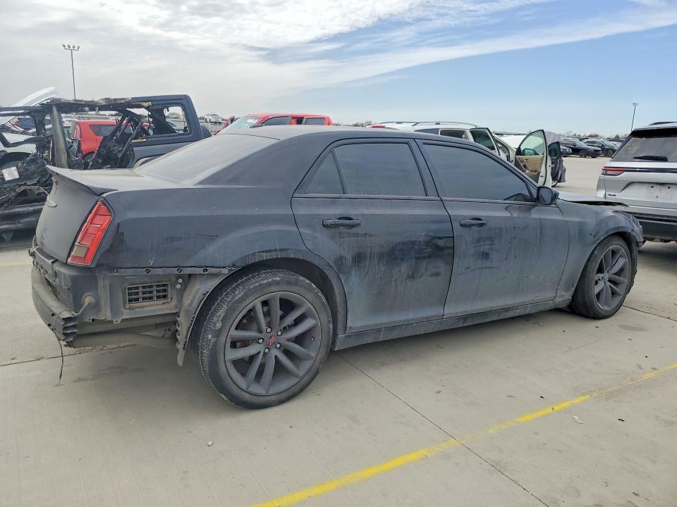 2014 Chrysler 300 s