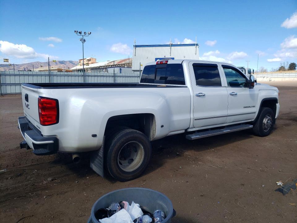 2018 GMC Sierra K3500 Denali