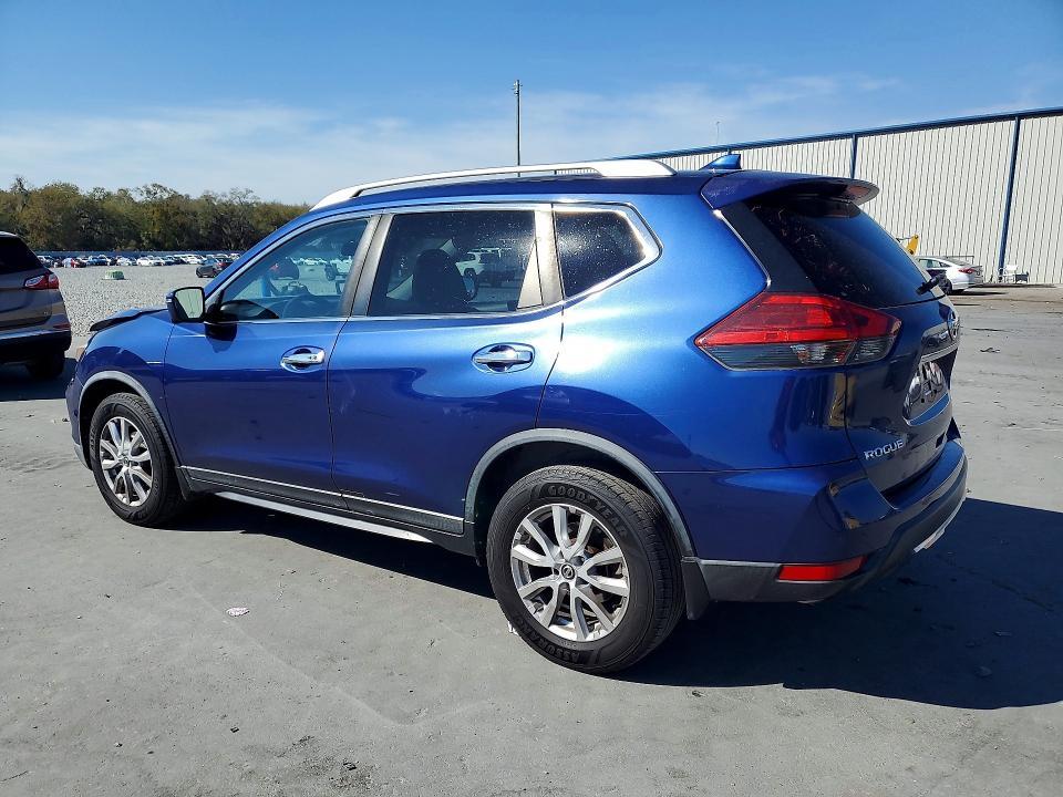 2017 Nissan Rogue sv