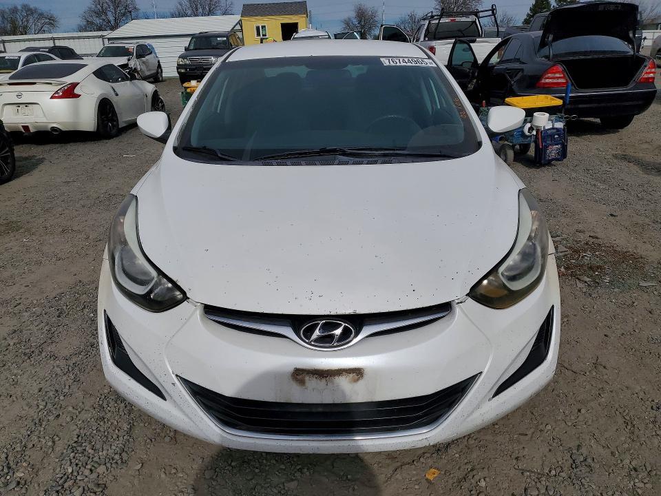 2014 Hyundai Elantra se