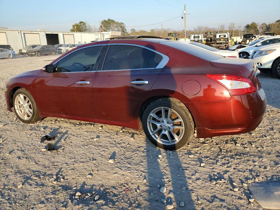 2010 Nissan Maxima s