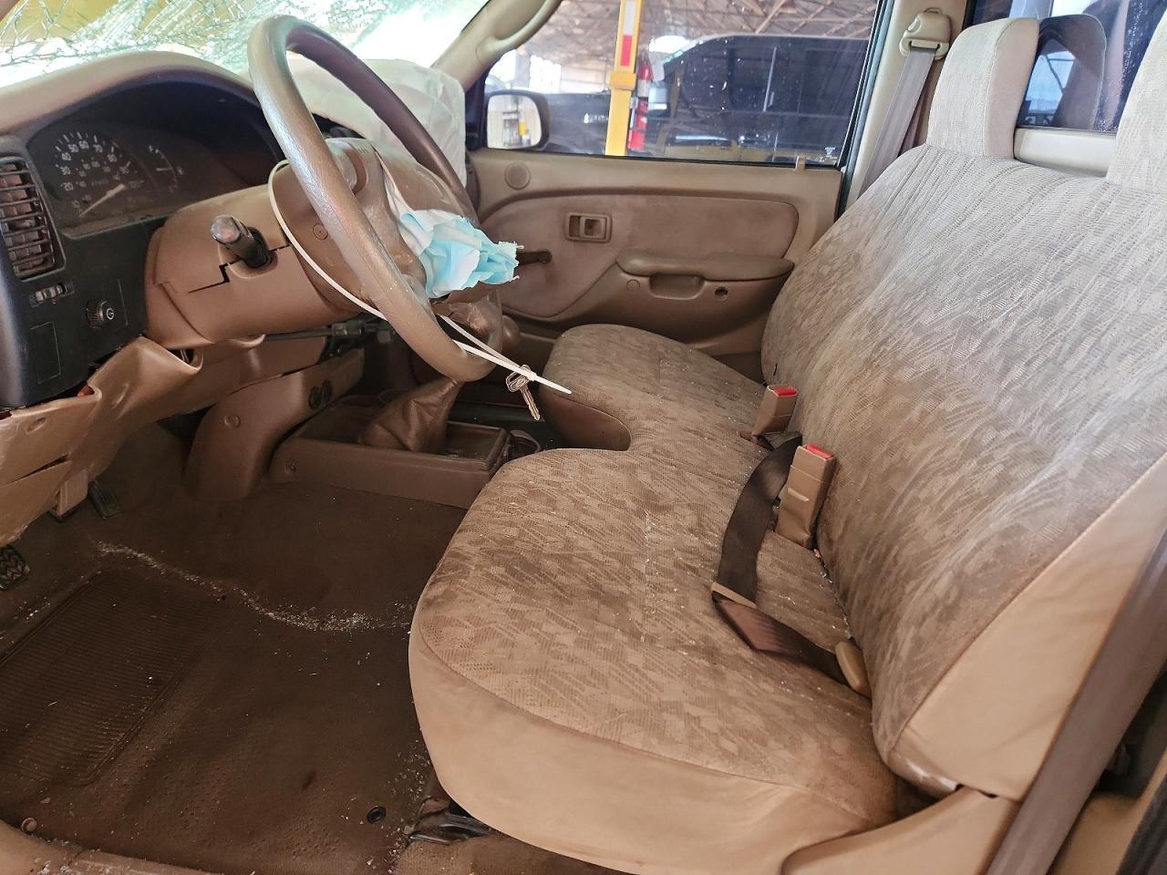 2003 Toyota Tacoma Base