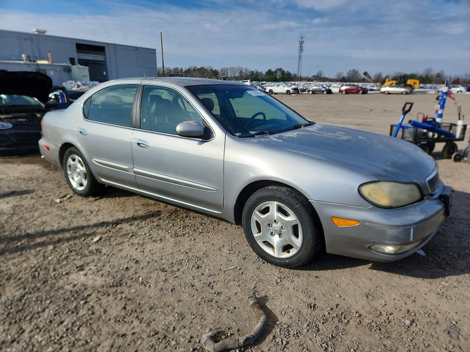 2000 Infiniti I30