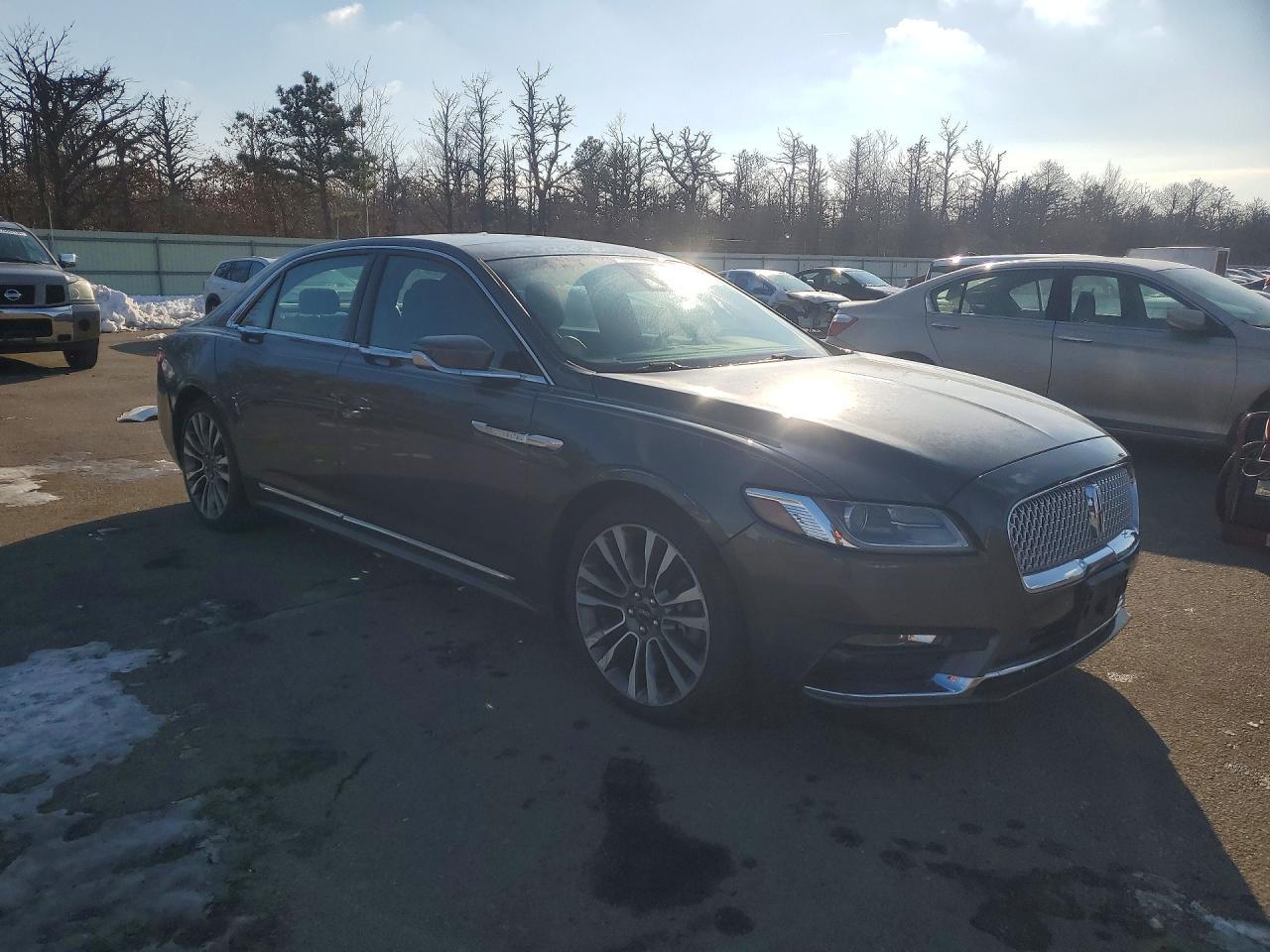 2017 Lincoln Continental Reserve