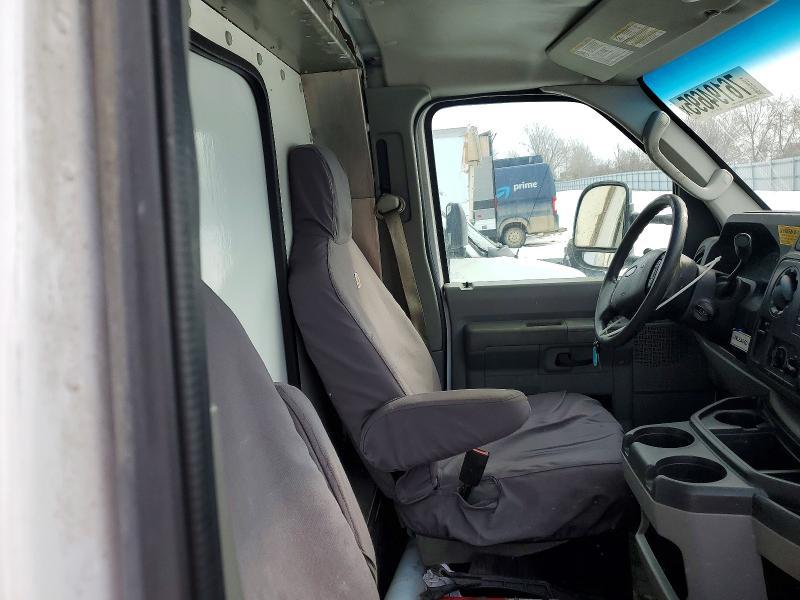 2019 Ford Econoline E350 Super Duty Cutaway Van