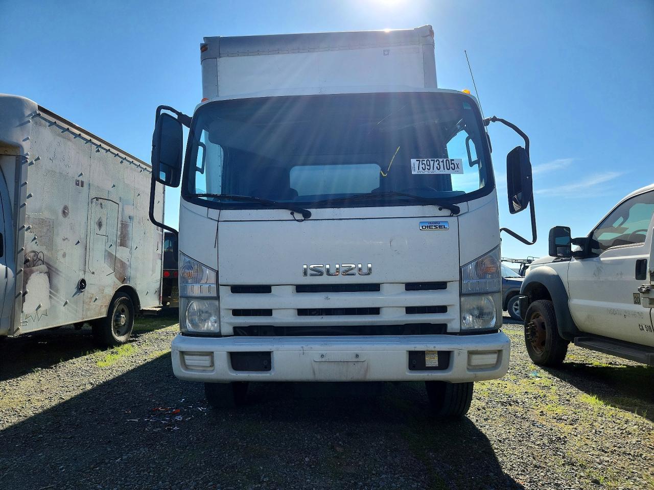 2014 Isuzu NRR BOX Truck