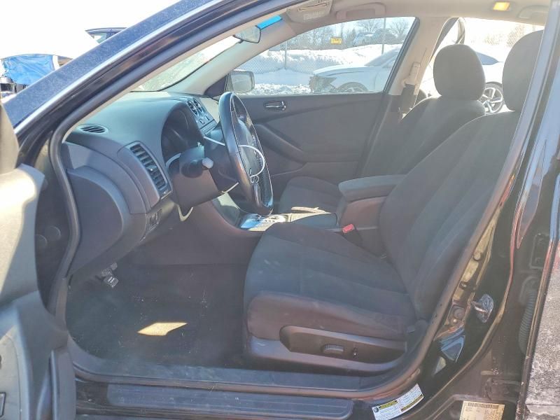 2010 Nissan Altima Base