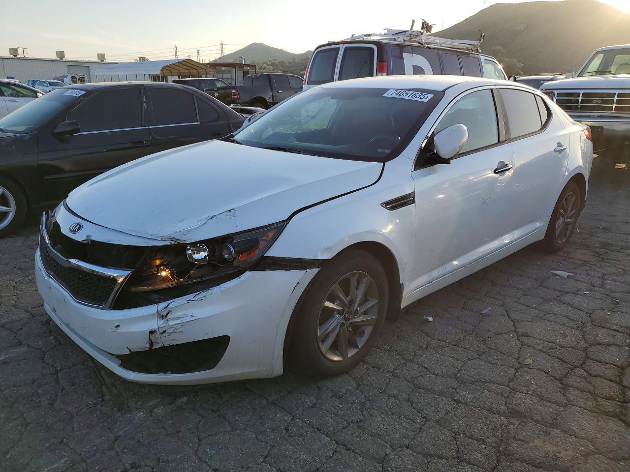 2013 KIA Optima lx