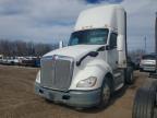 2016 Kenworth T680 Semi Truck