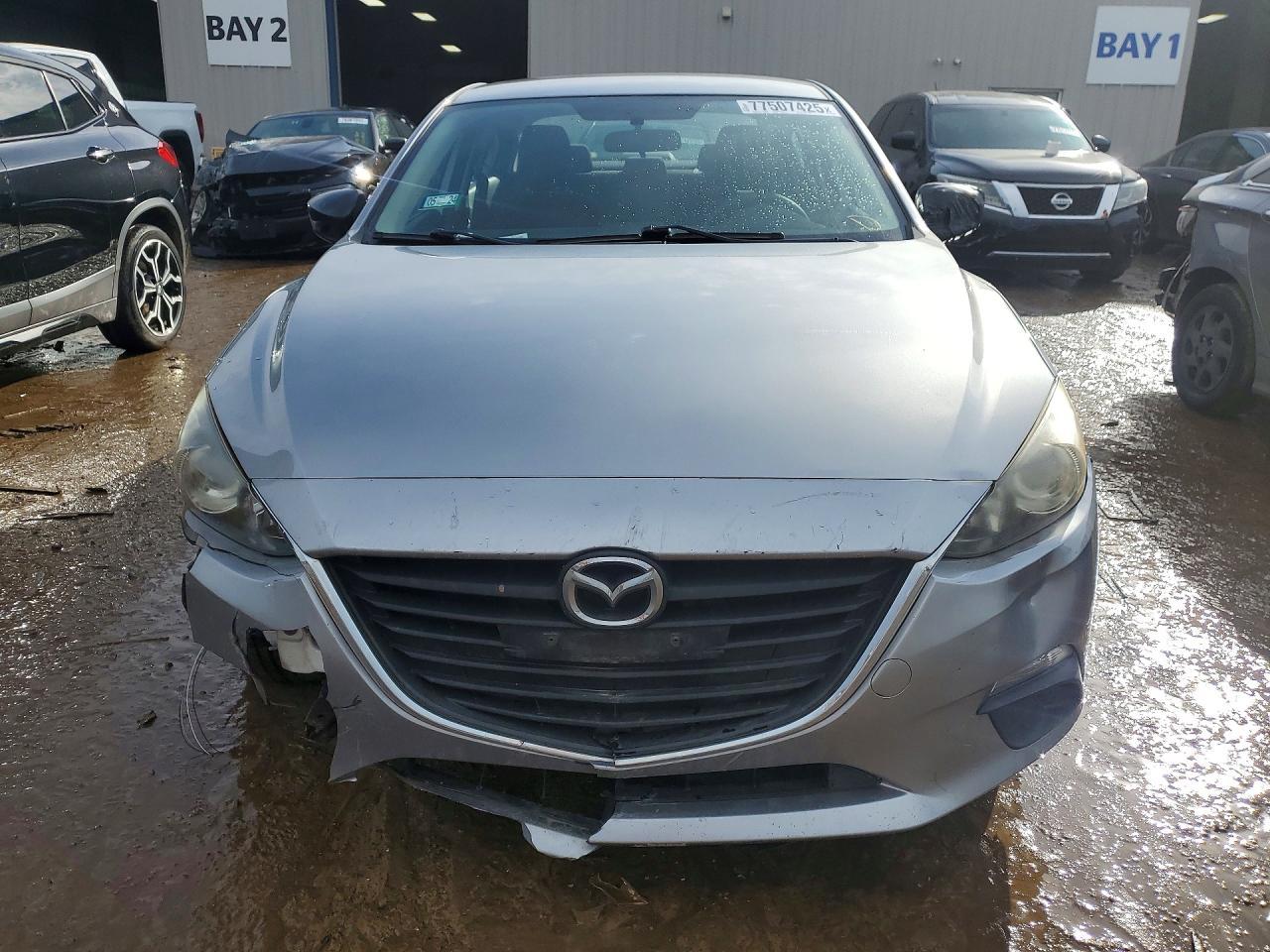 2015 Mazda 3 sv