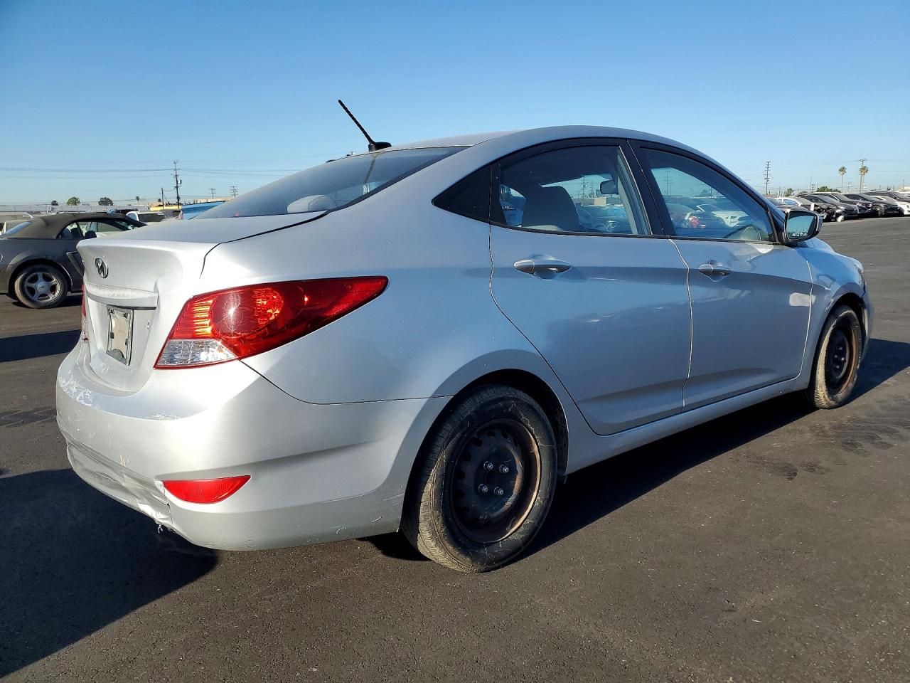2012 Hyundai Accent gls