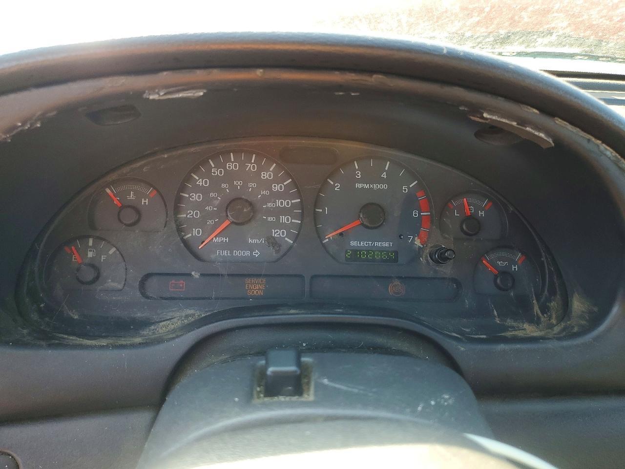 2004 Ford Mustang