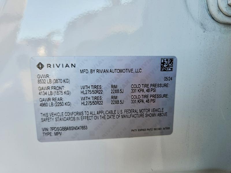 2025 Rivian R1S Adventure